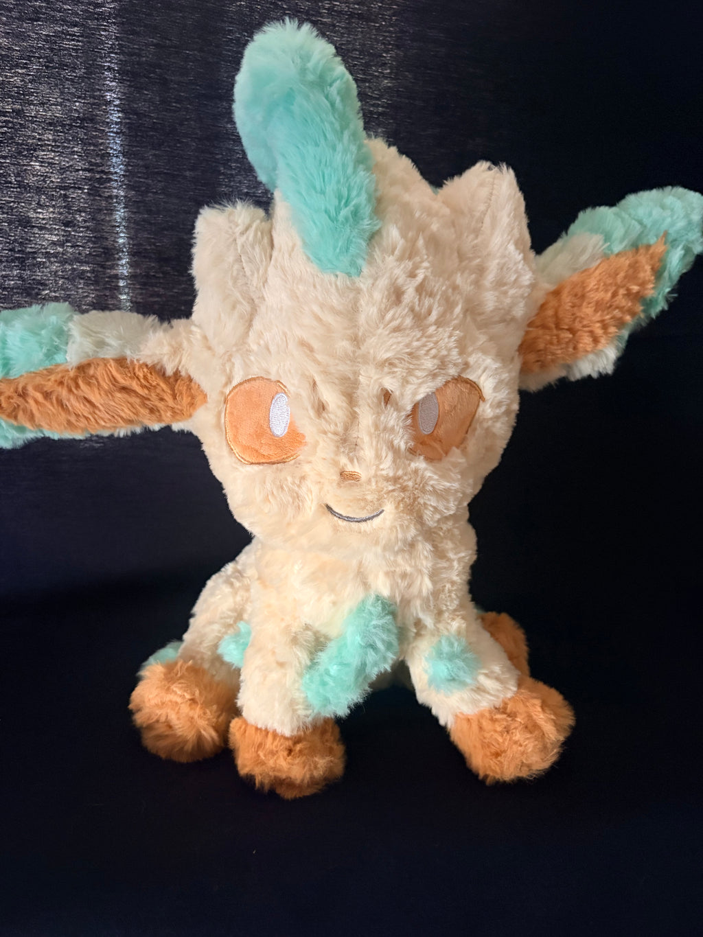 Leafeon Plushie 🌿💚