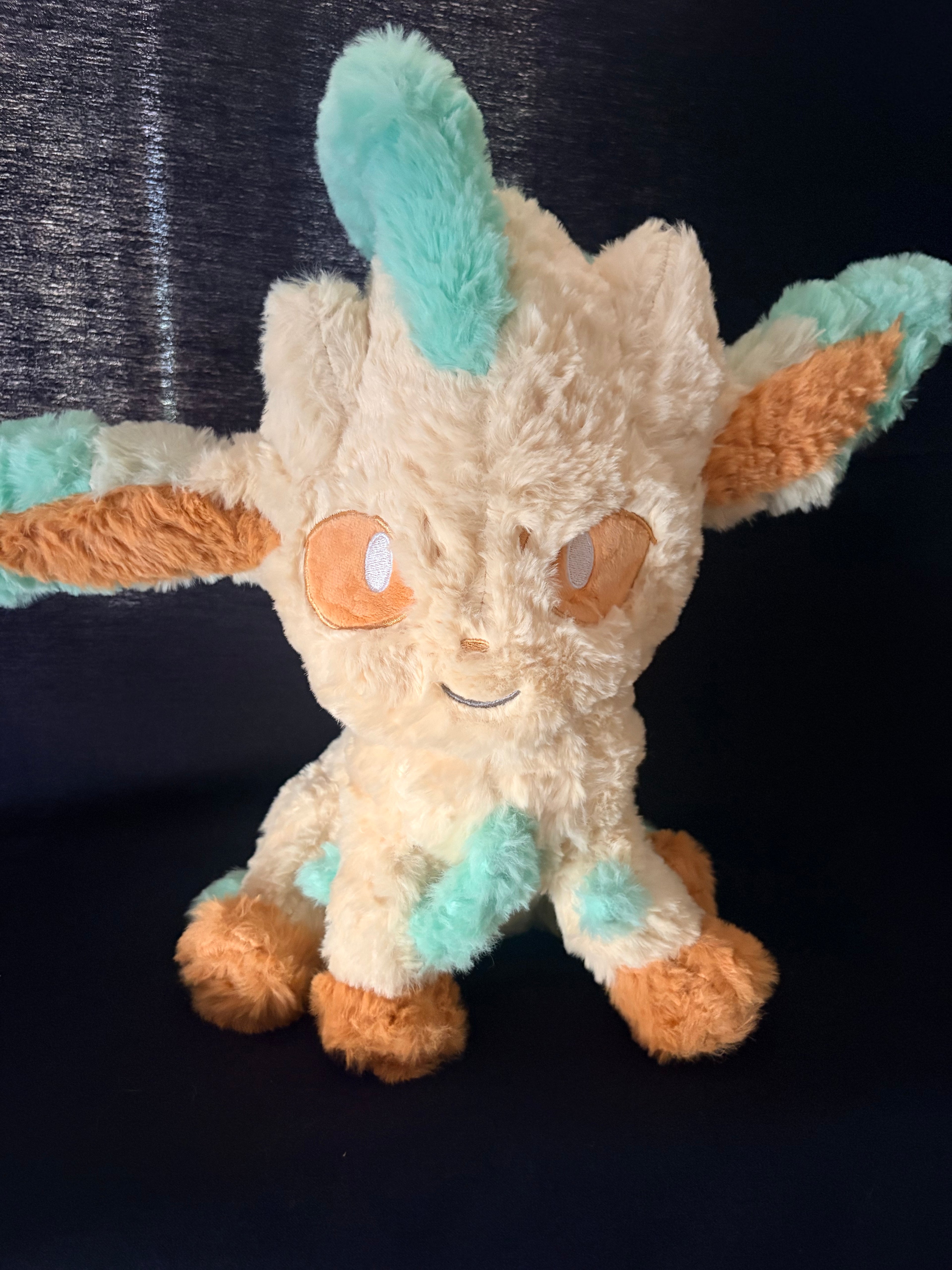 Leafeon Plushie 🌿💚