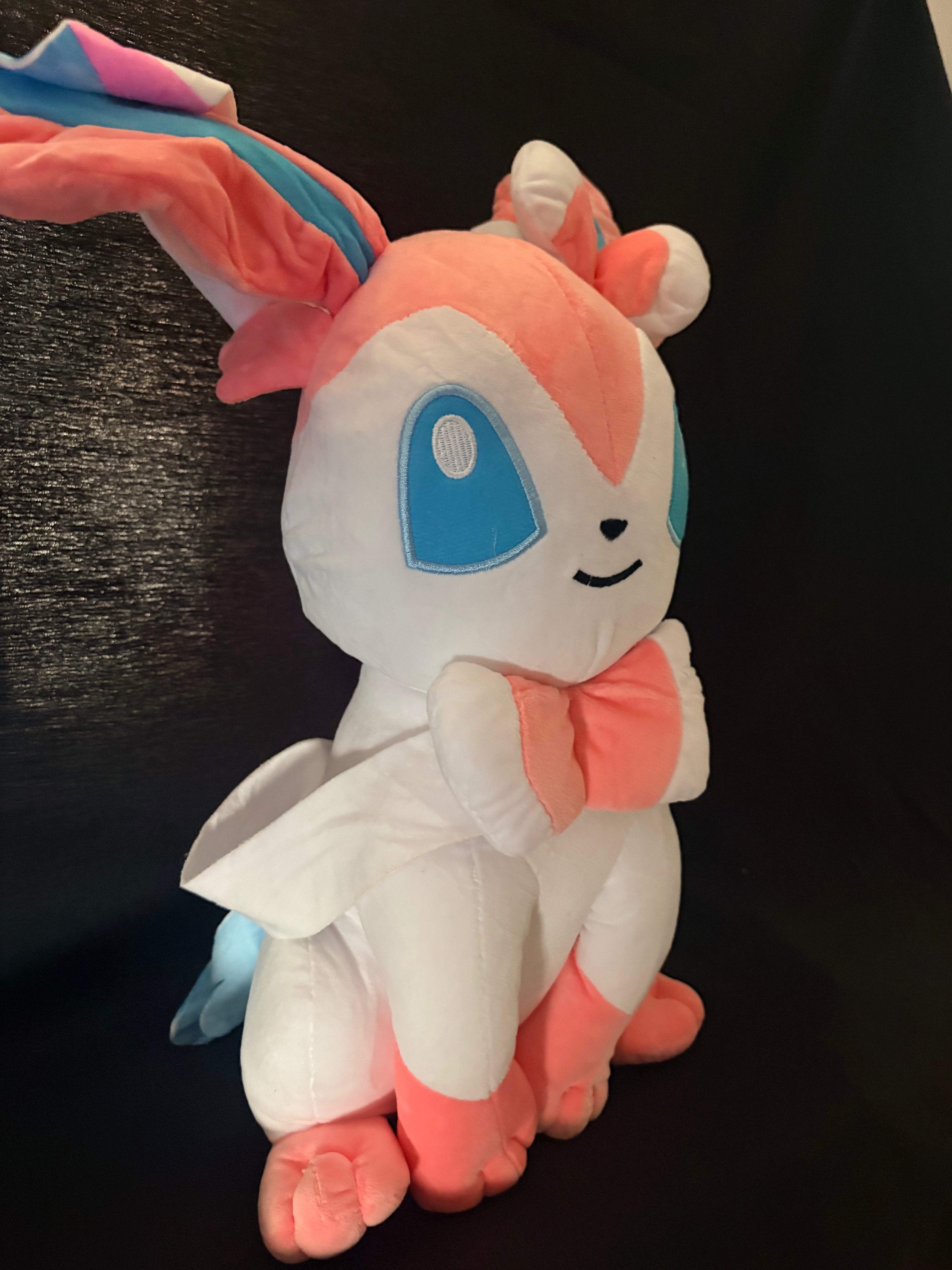 Sylveon Plushie 🎀💖